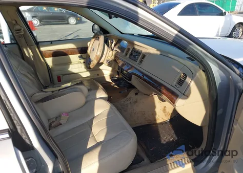 2009 Mercury Grand Marquis Ls (Fleet Only) from USA, damaged, VIN 2MEHM75V99X610383